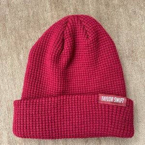 🧣Taylor Swift Red knit beanie 🧣